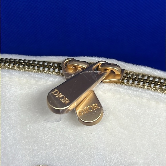 NWOT Dior Velour Clutch/Cosmetic Pouch - Picture 3 of 7